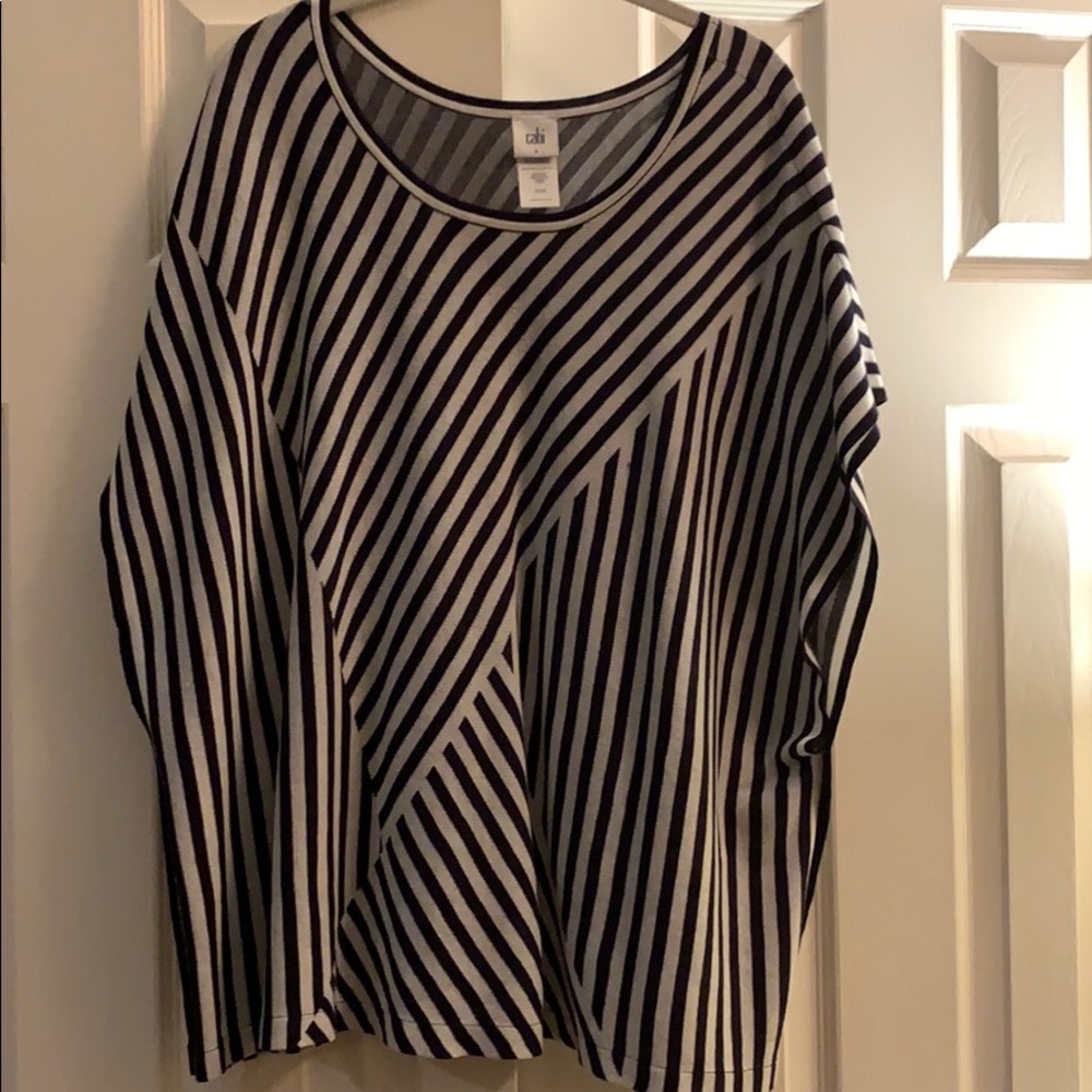 Cabi Women’s pull over summer sweater